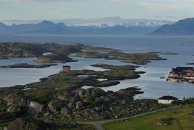 Küstengebirge mit Svartisengletscher