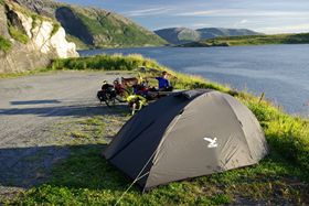 Zeltplatz am Fjord