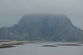 Torghatten von See gesehen