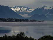 Blick auf Åndalsnes und die Romsdalsalpen