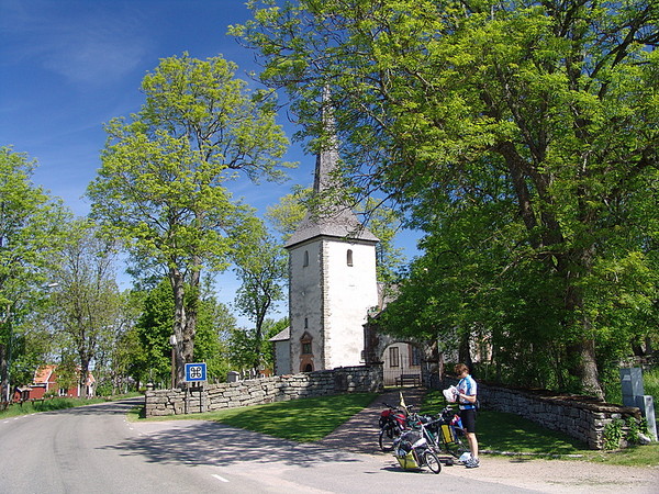 Västerplana Mittelalterkirche