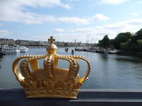 Königliche Brückendeko